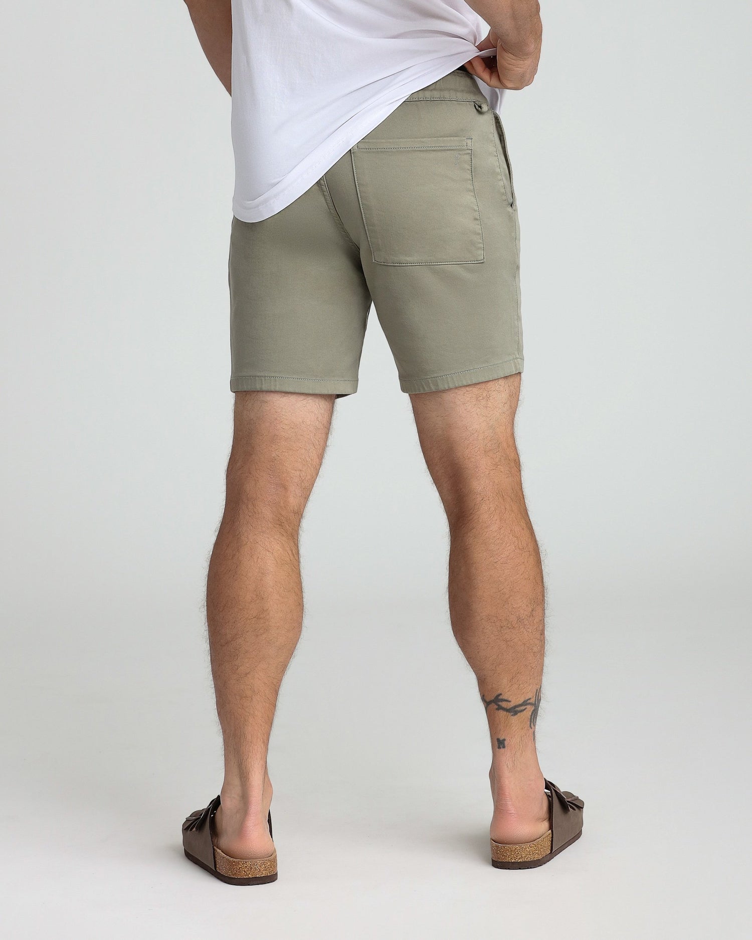 Everyday Comfort Shorts (Slim Fit) / Sage (Light Green)