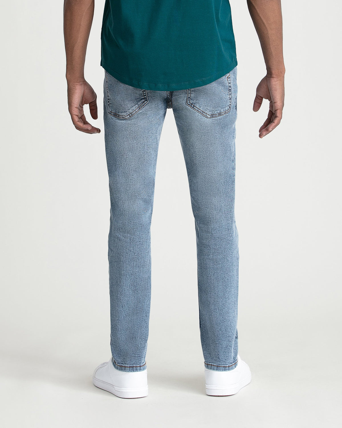 Slim Fit / Sky - Men