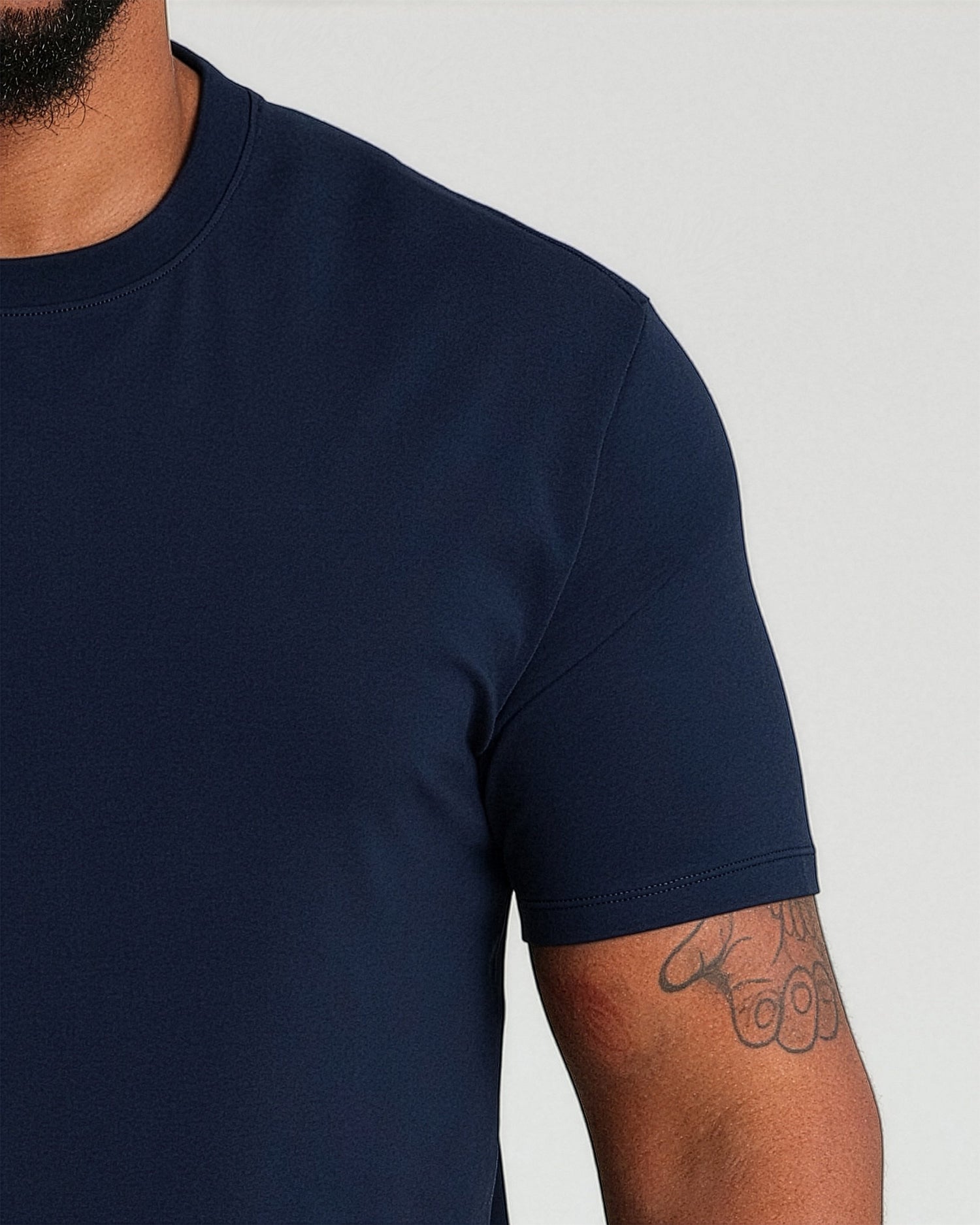 Organic Athletic Fit Crew Neck T-Shirt / Navy