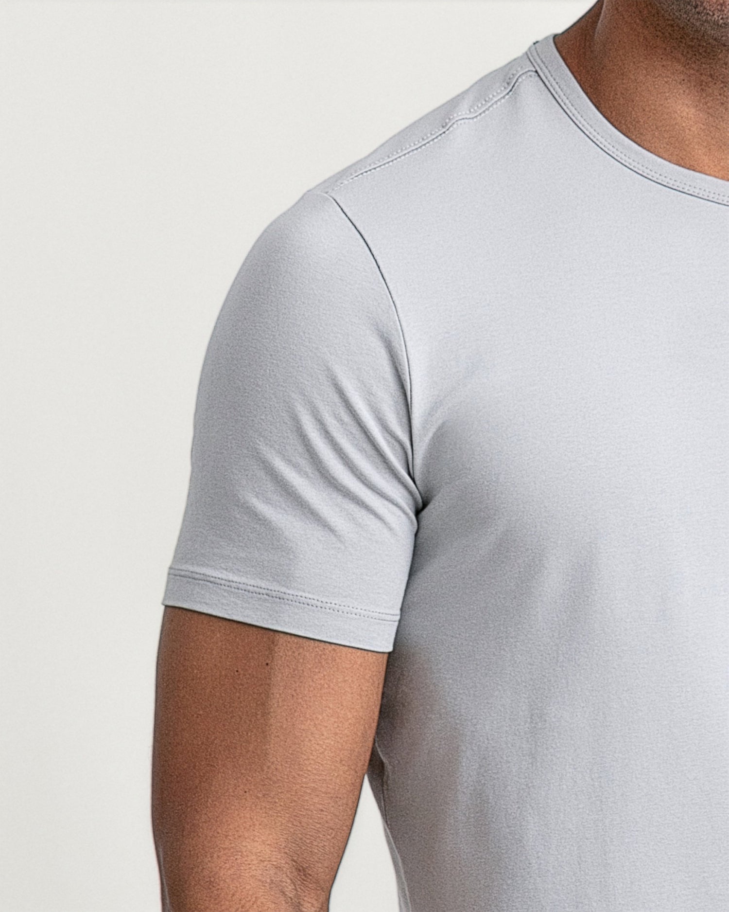 Organic Crew Neck T-Shirt / Light Grey