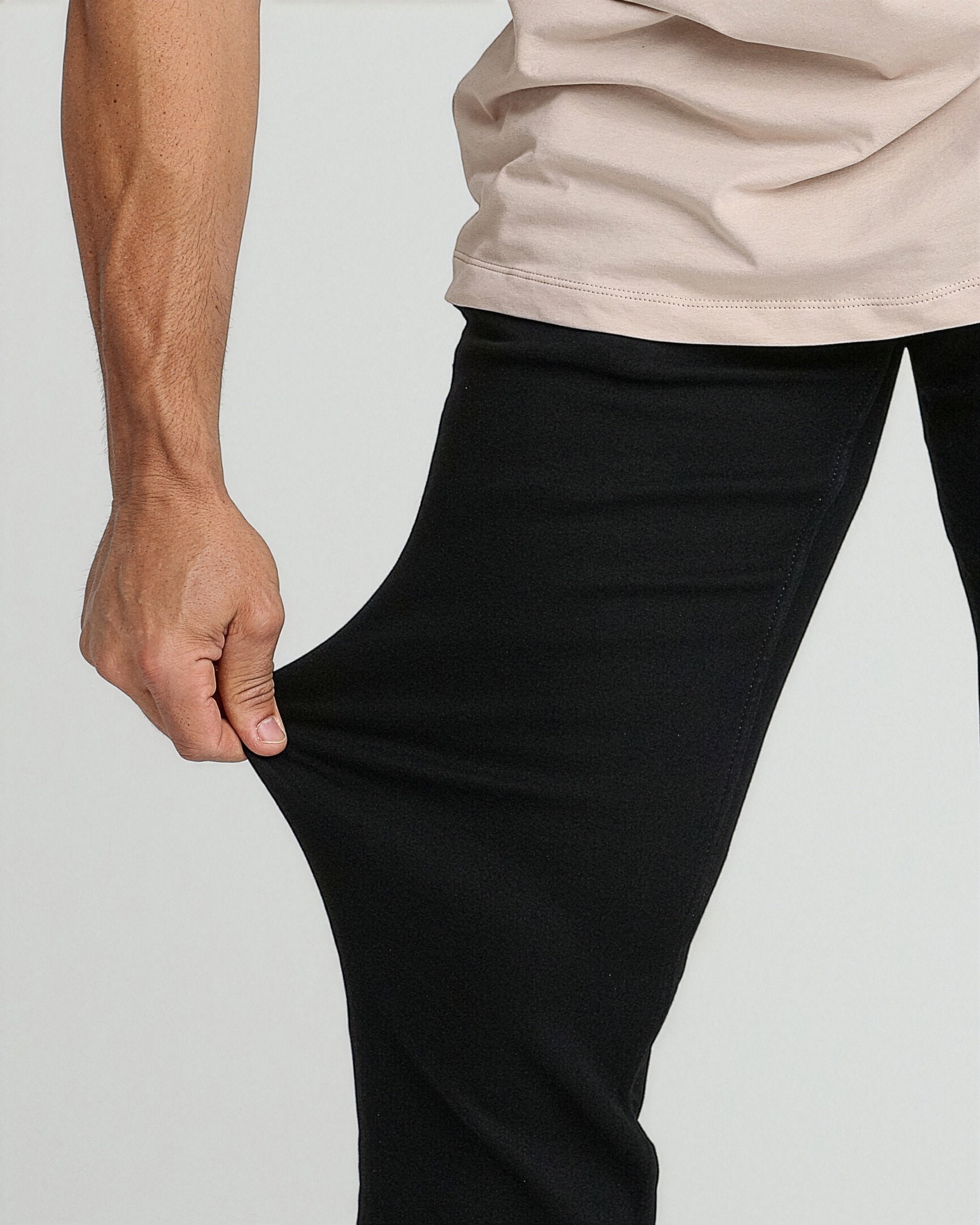 Men's Jeans | Athletic Fit / Bandit (Black) | Super Stretch Flexible Denim | Size 29/28