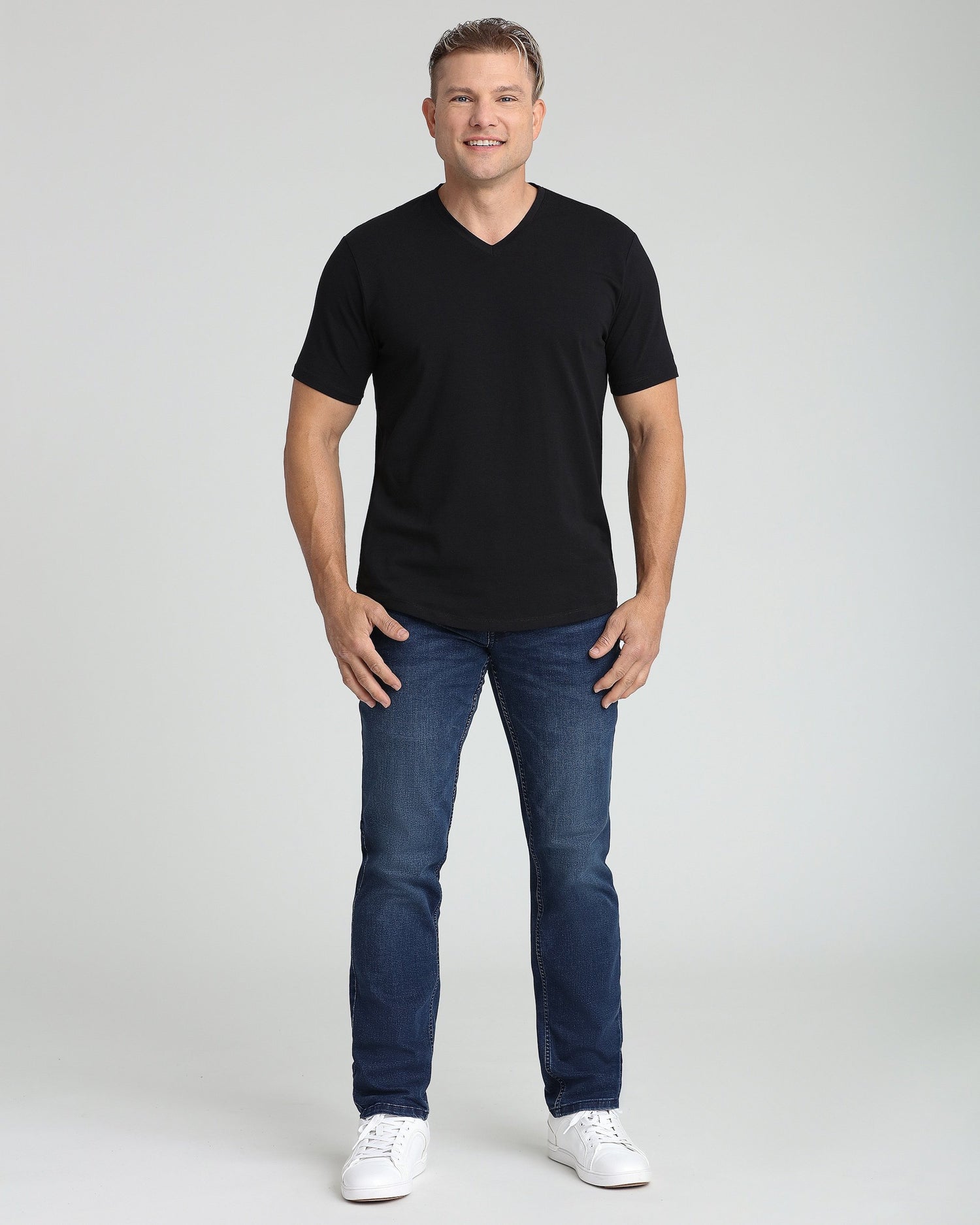 Organic V-Neck T-Shirt 6 Pack / Black