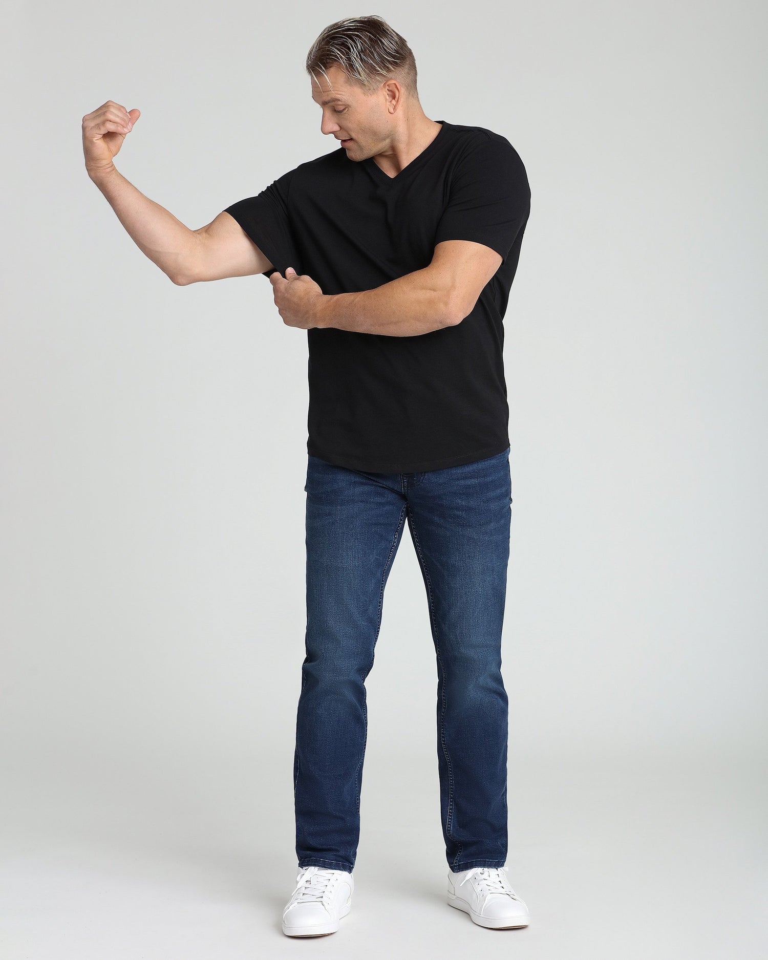 Organic V-Neck T-Shirt 6 Pack / Black