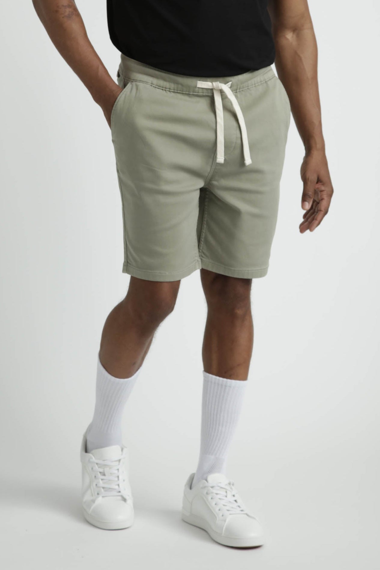 Everyday Comfort Shorts (Athletic Fit) / Sage (Light Green)