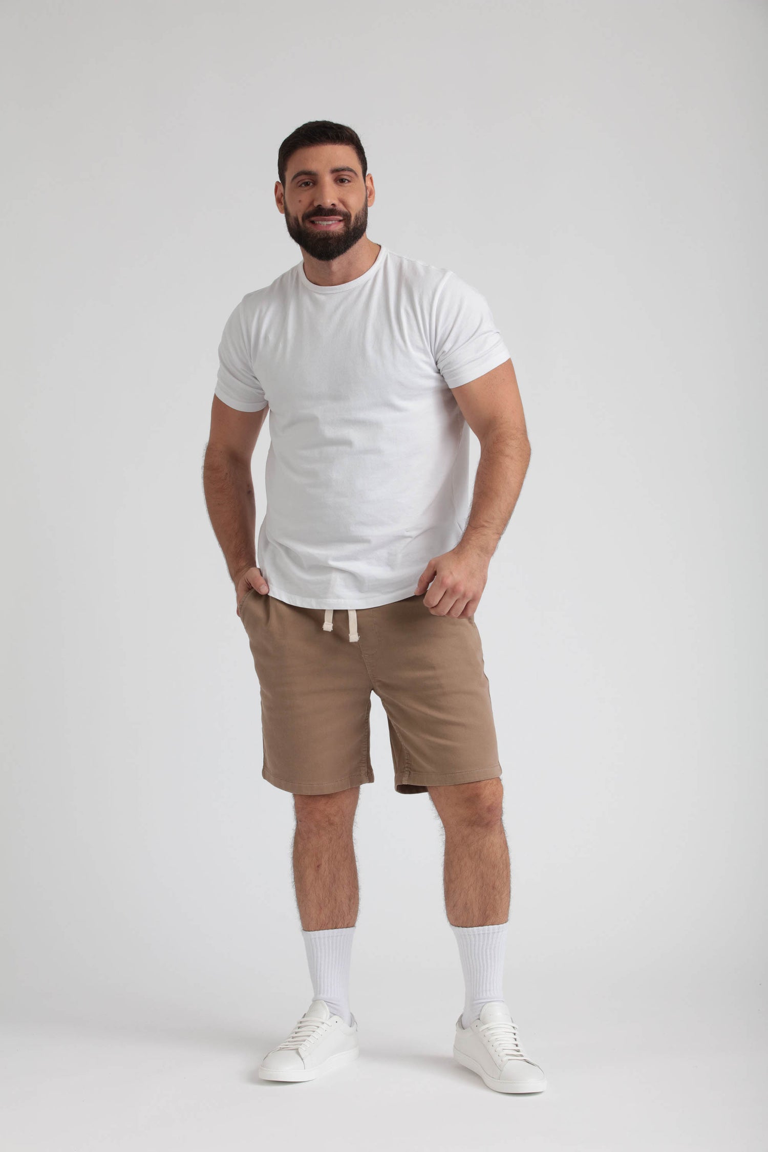 Everyday Comfort Shorts (Athletic Fit) / Dark Khaki & Navy