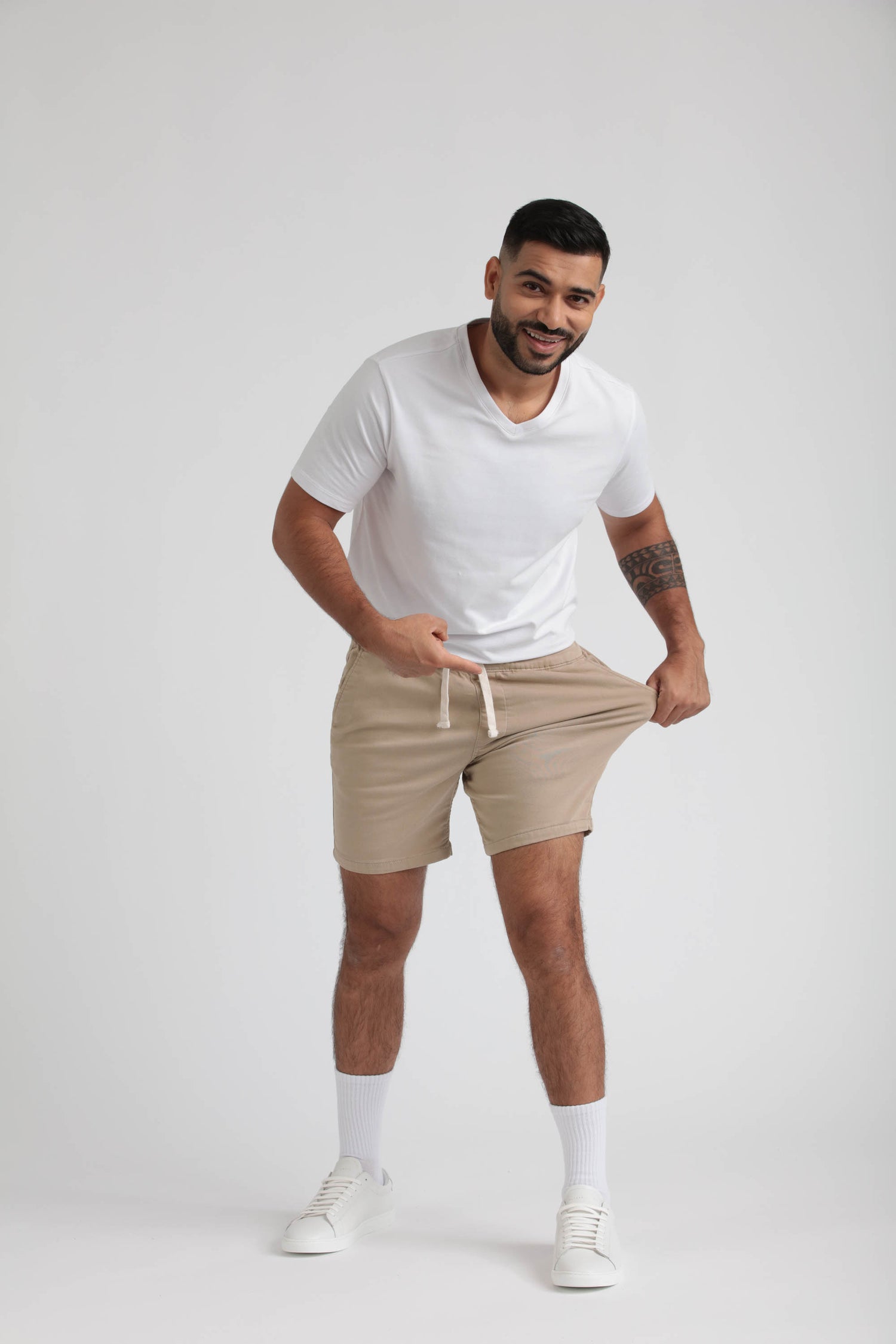 Everyday Comfort Shorts (Slim Fit) / Dark Khaki & Light Khaki