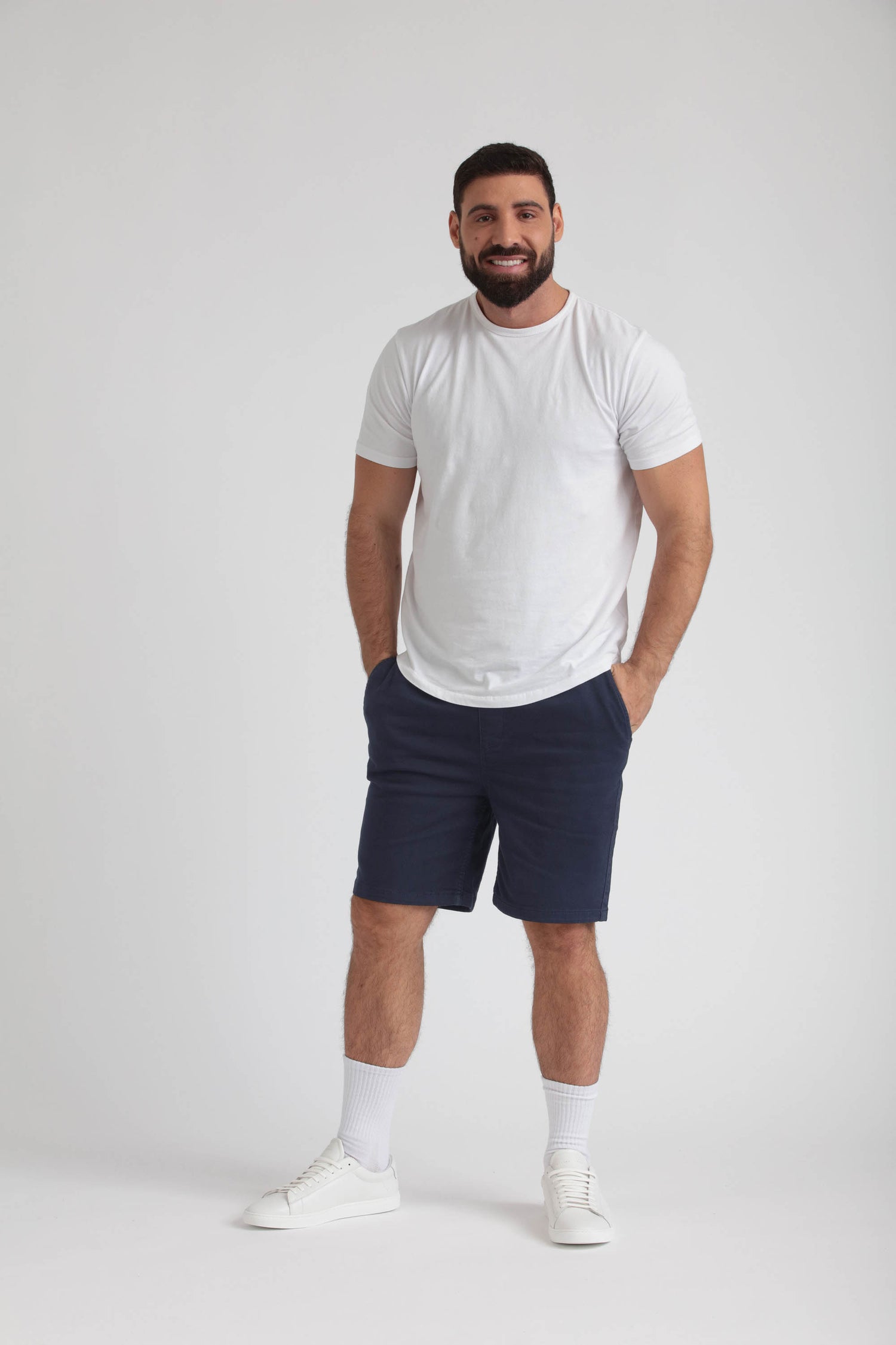 Everyday Comfort Shorts (Athletic Fit) / Dark Khaki & Navy