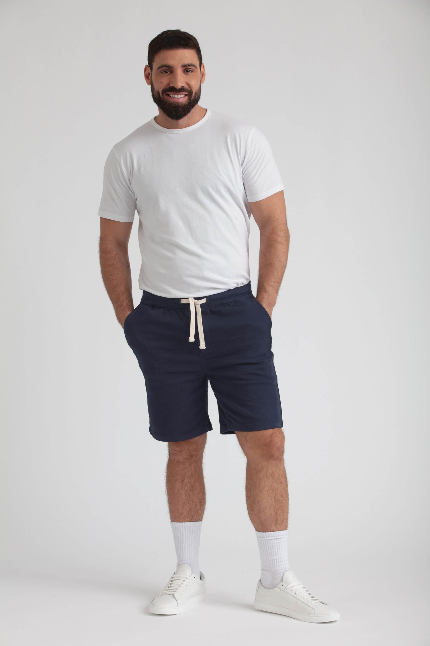 Everyday Comfort Shorts (Athletic Fit) / Navy