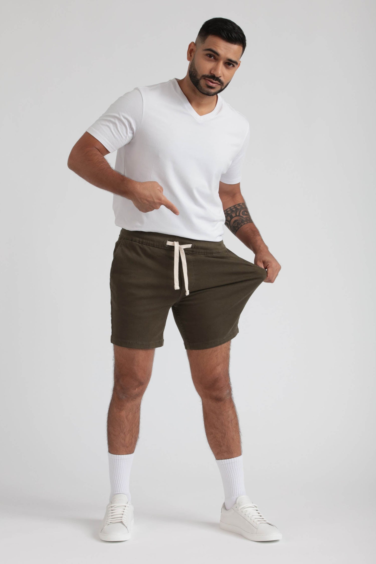 Everyday Comfort Shorts (Slim Fit) / Soldier Olive