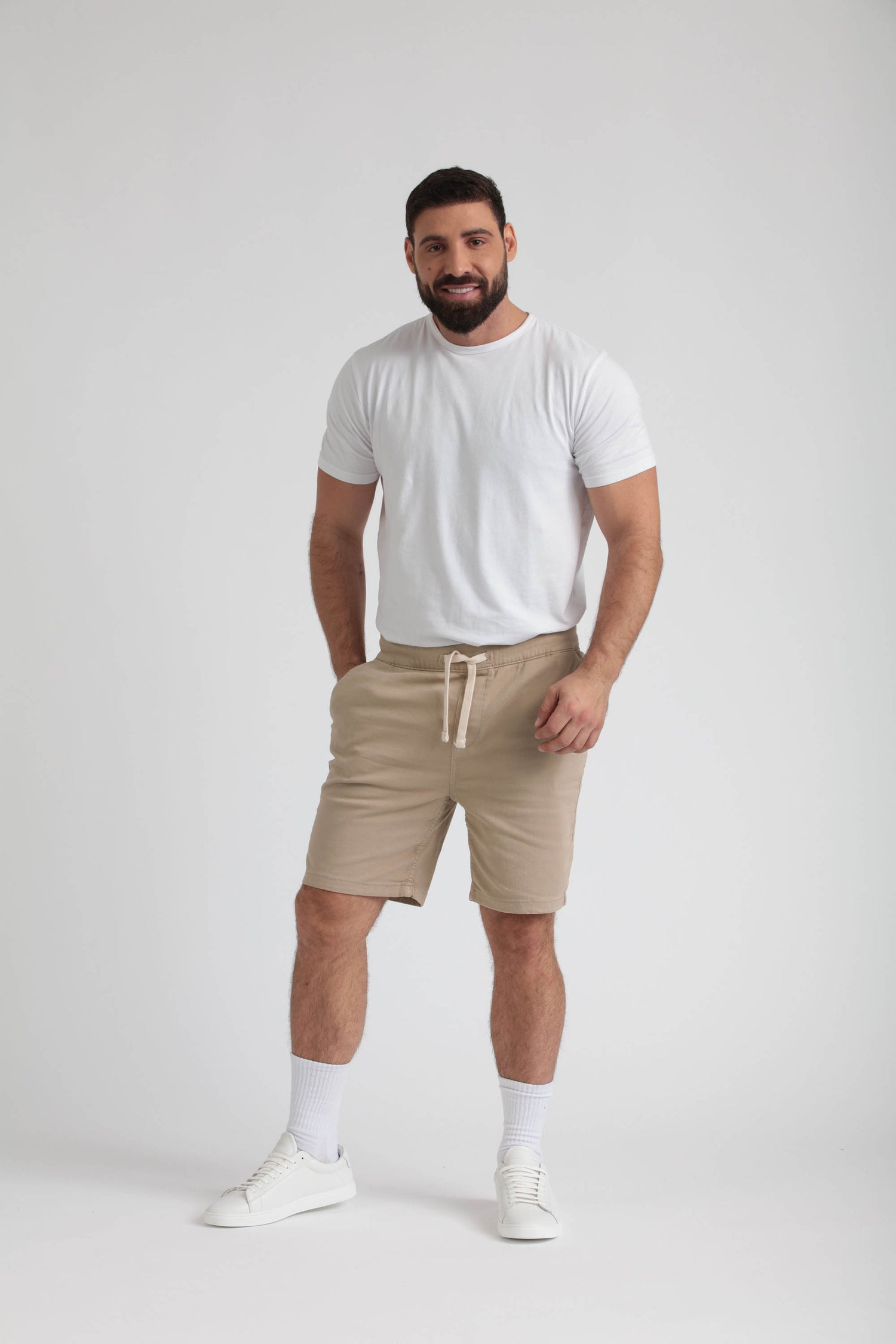 Everyday Comfort Shorts (Athletic Fit) / Dark Khaki & Light Khaki
