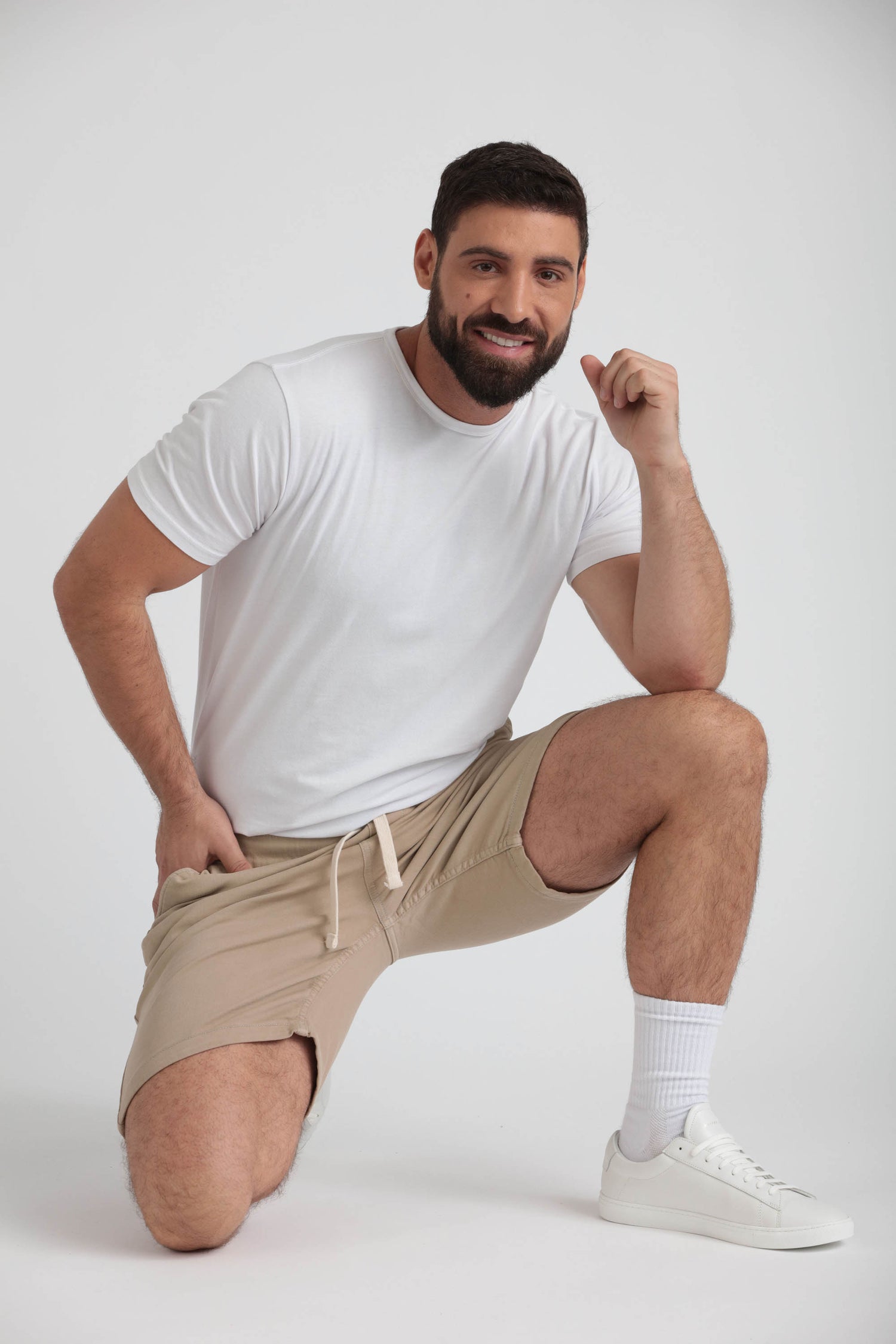 Everyday Comfort Shorts (Athletic Fit) / Dark Khaki & Light Khaki