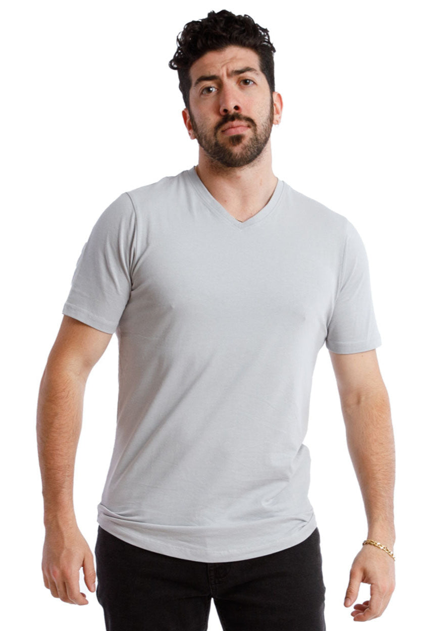 Organic V-Neck T-Shirt / Light Grey