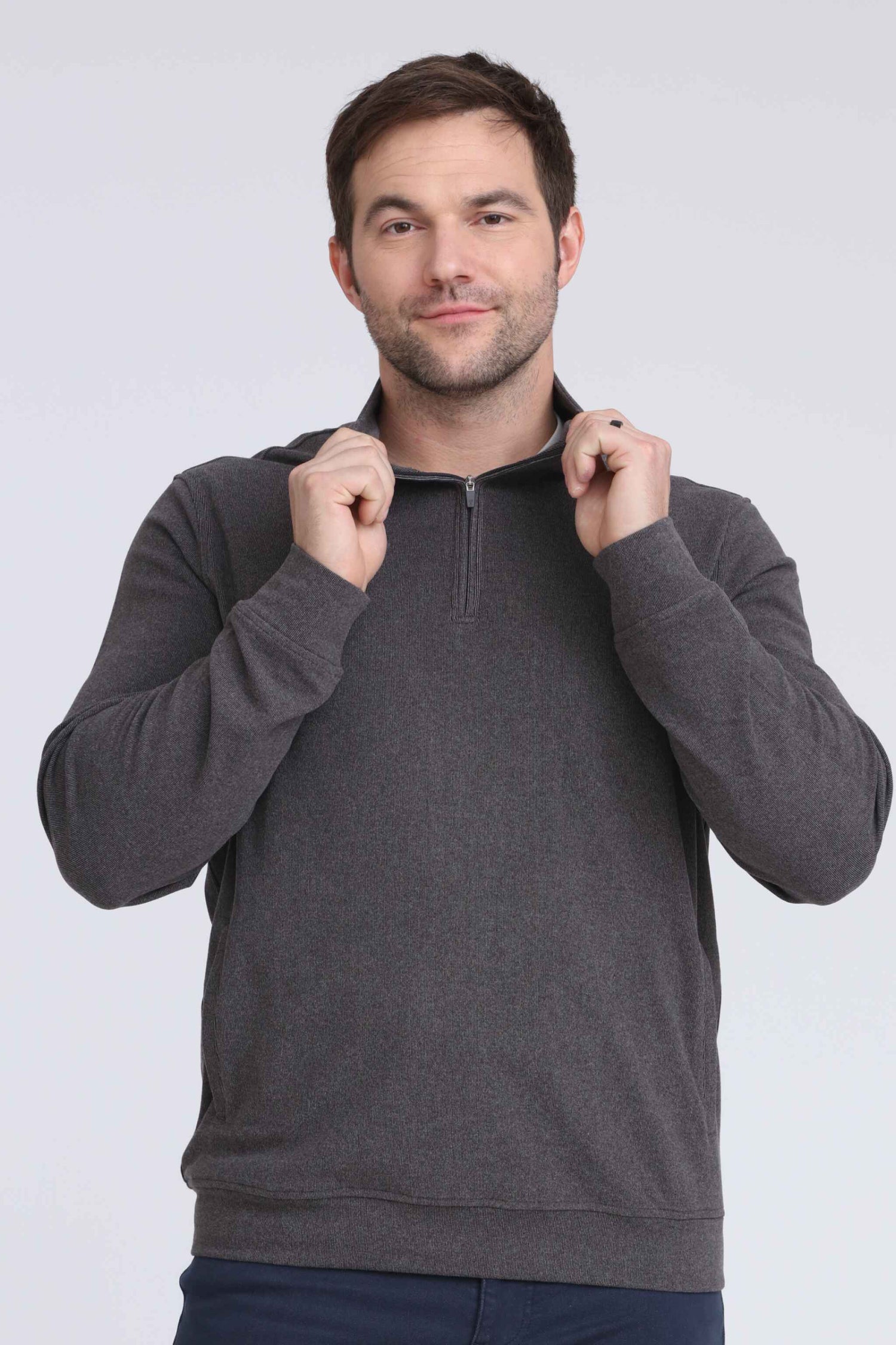 Quarter Zip Pullover / Charcoal Heather