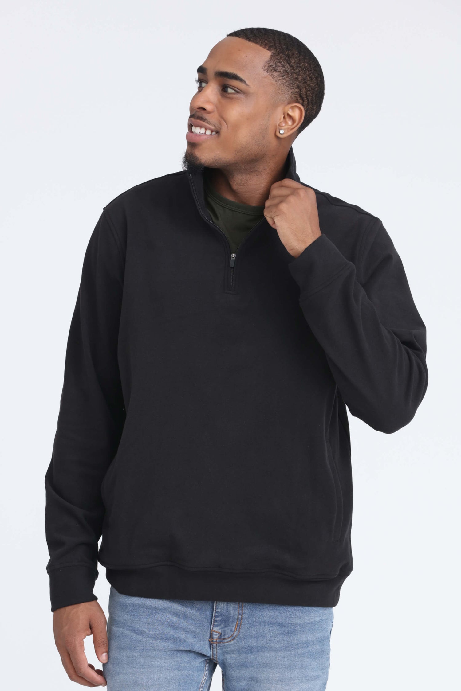 Quarter Zip Pullover / Black