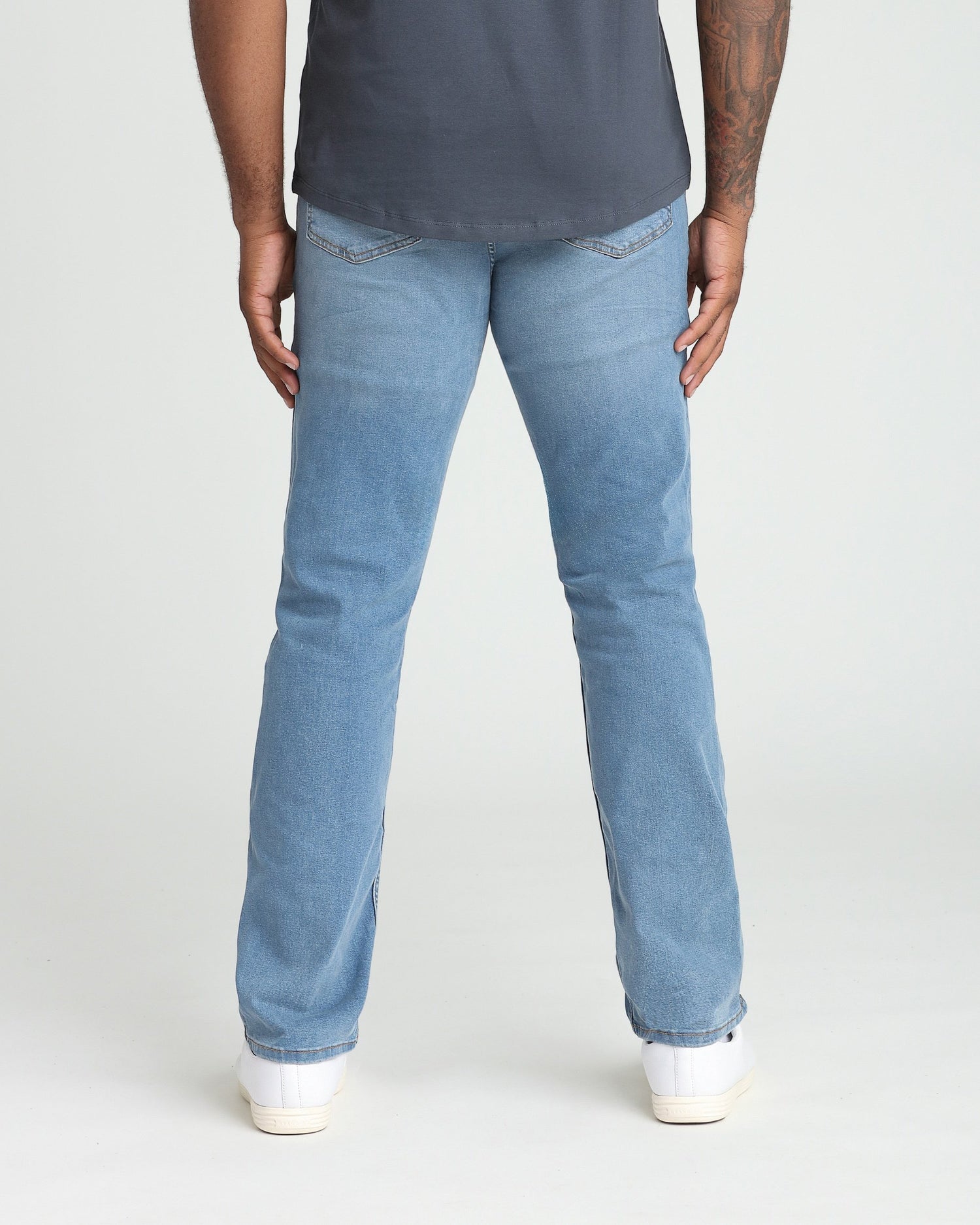 Athletic Fit / Joker (Light Indigo)