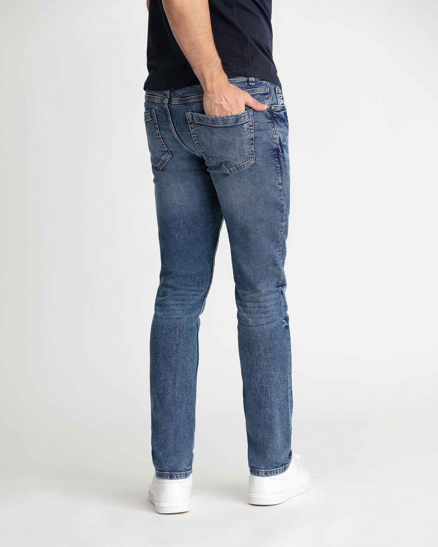 Skinny Fit / Stream  (Med Blue)