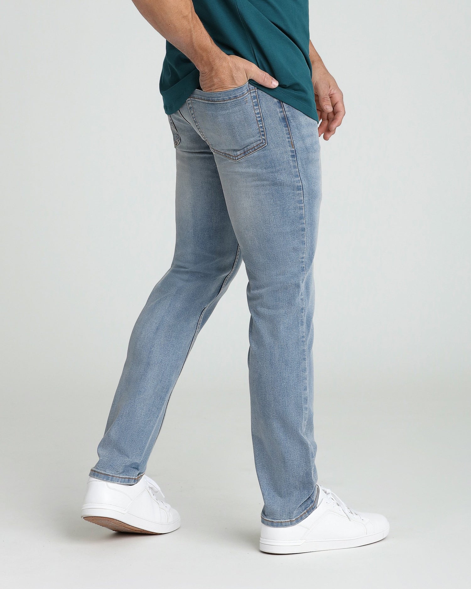 Slim Thick Fit / Sky (Light Blue)