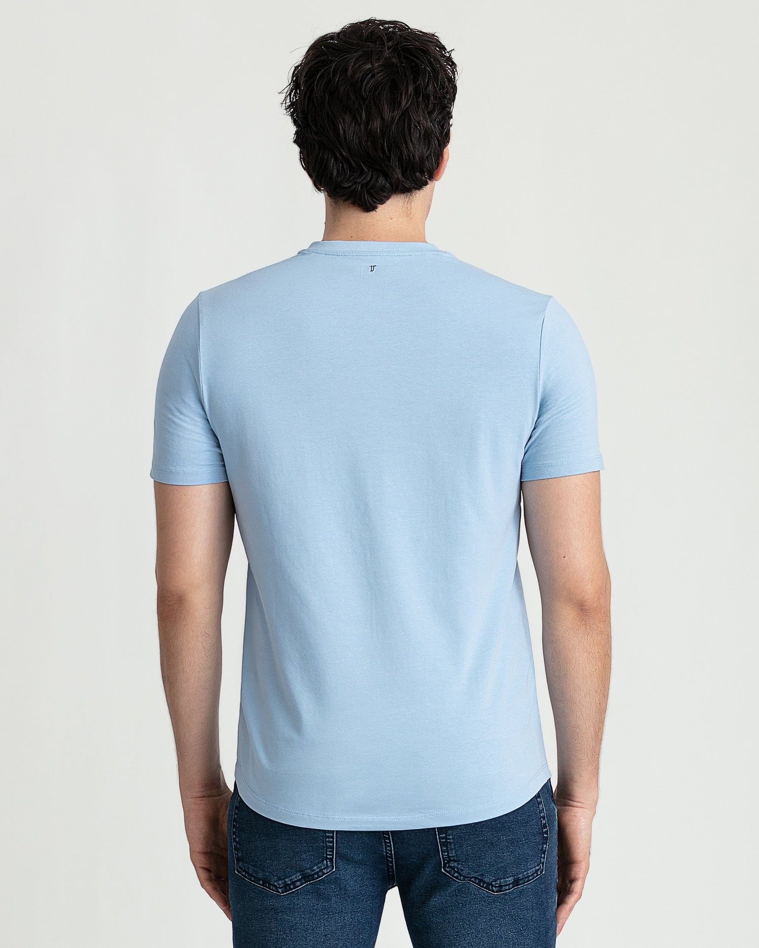Organic V-Neck T-Shirt / Light Blue