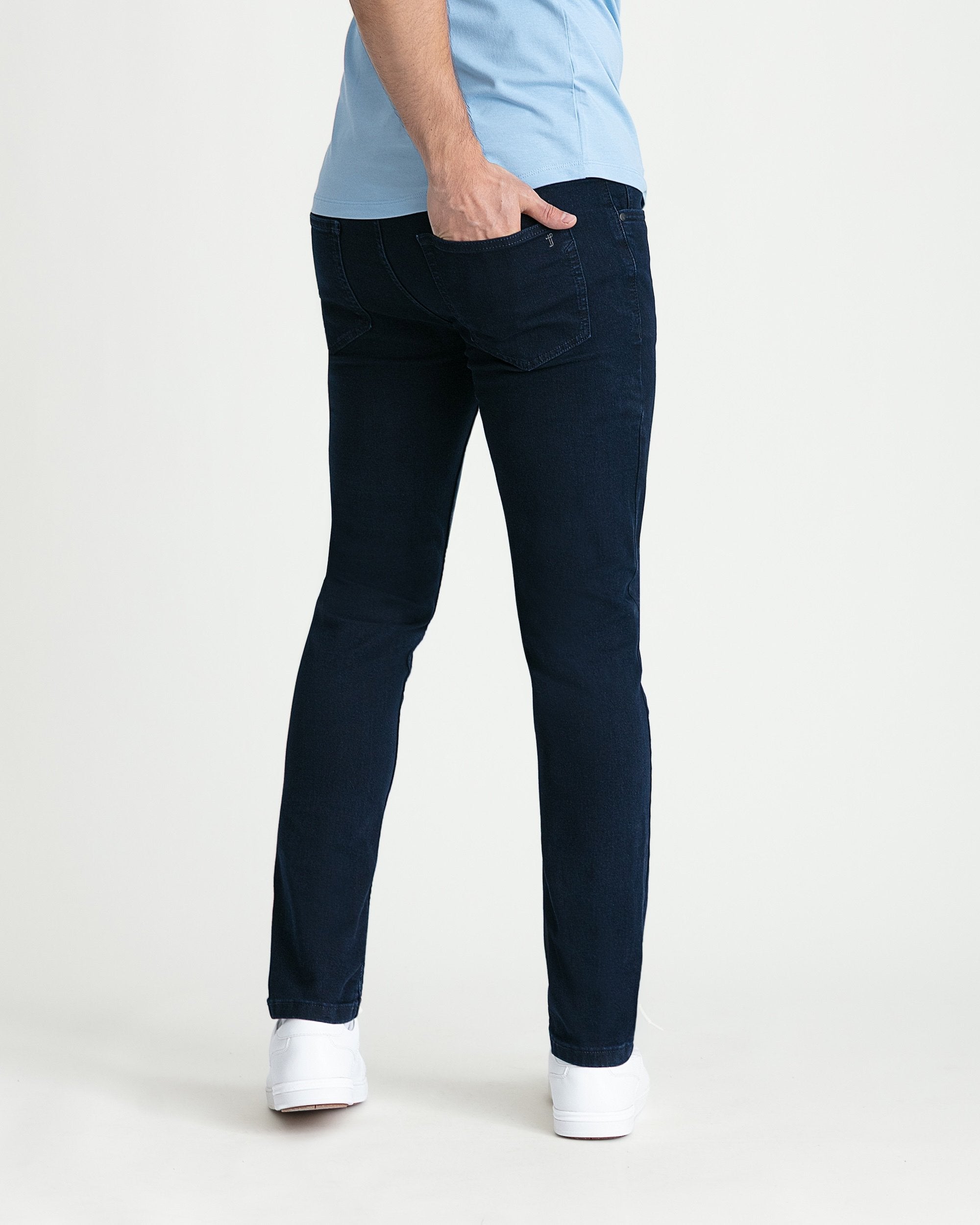 Skinny Fit / Submarine Dark Wash | The Perfect Jean