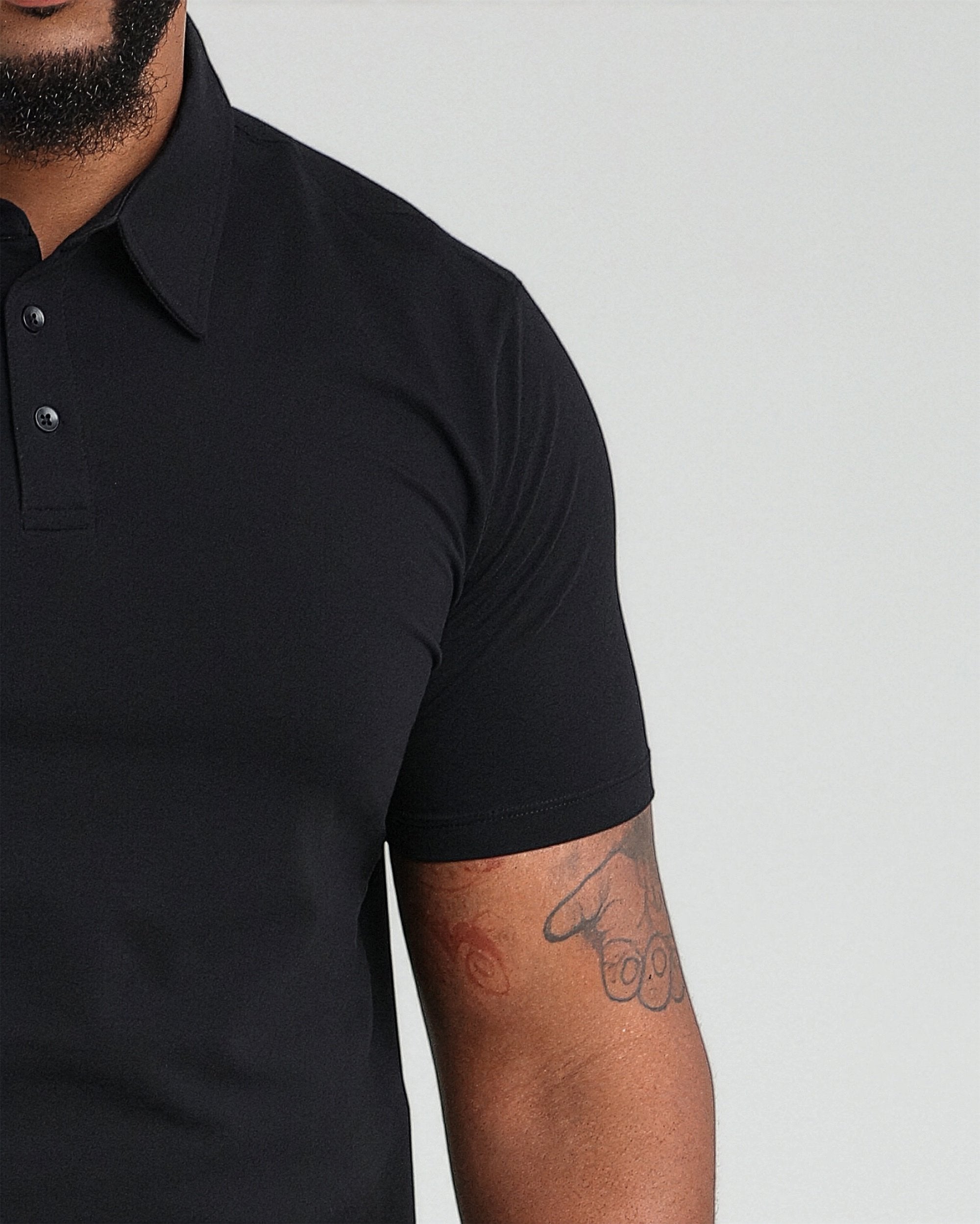 Organic Polo Shirt / Black | The Perfect Jean