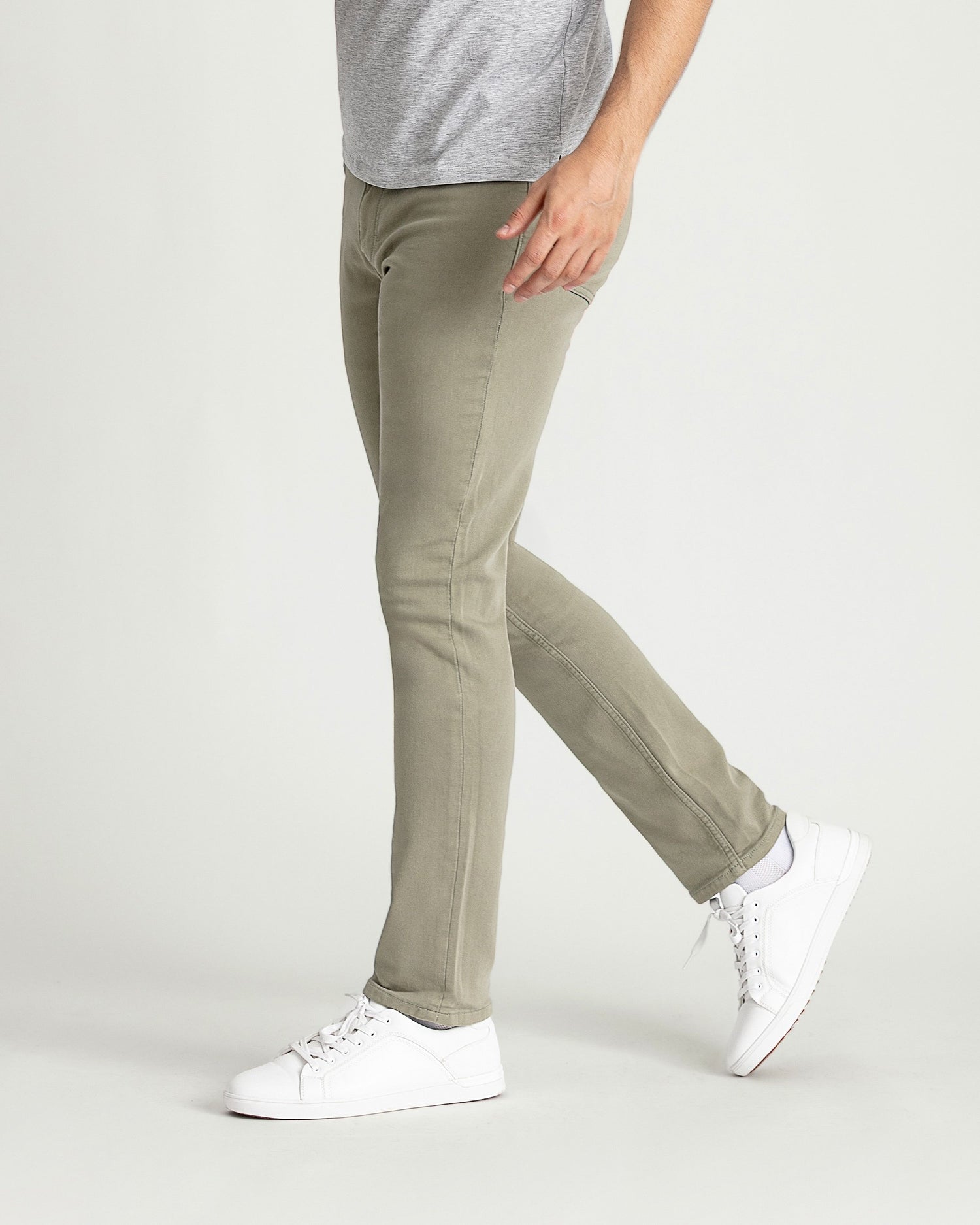 Slim Fit / Denkhaki™ Sage (Light Green)