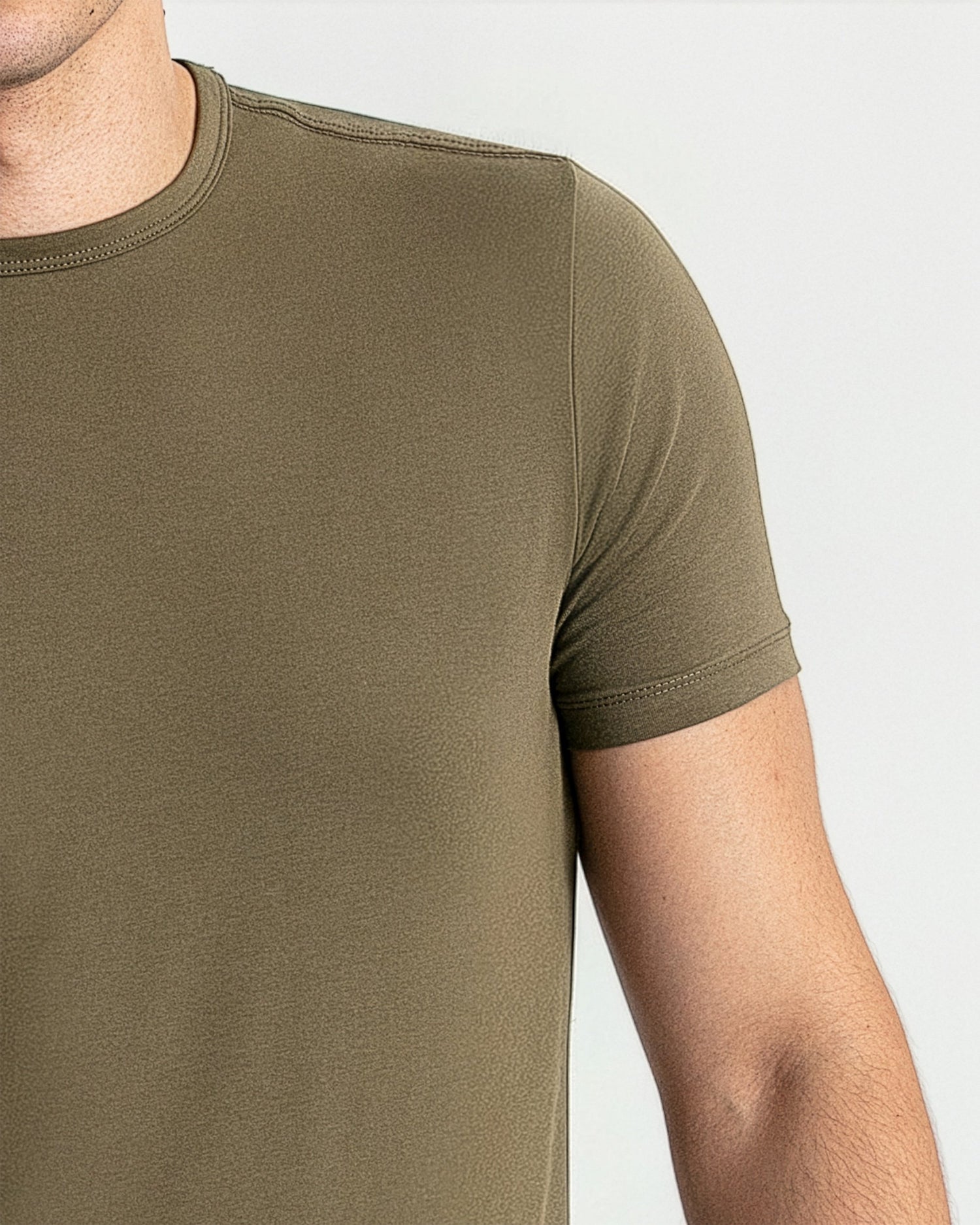 Organic Crew Neck T-Shirt / Military Olive