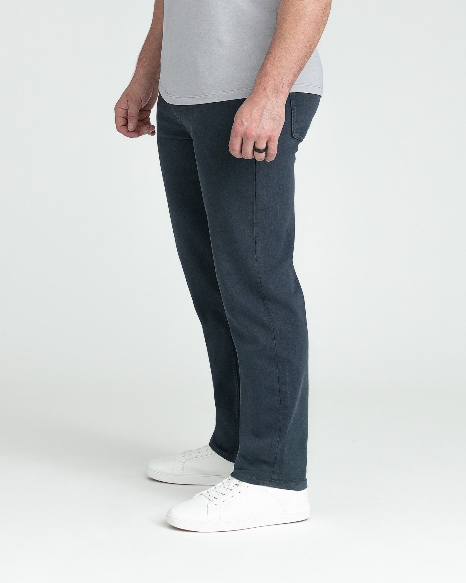 Athletic Fit / Denkhaki™ Slate