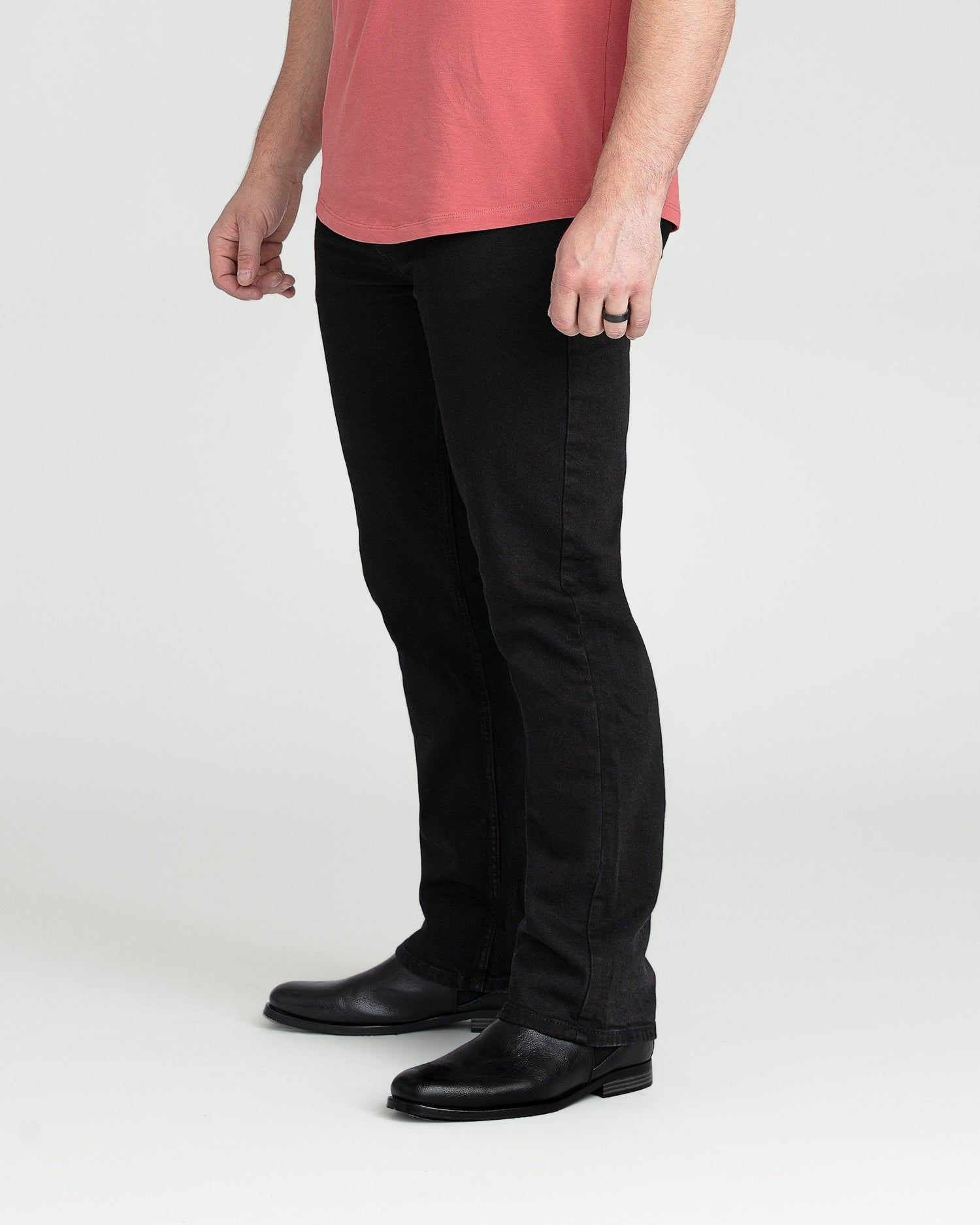 Bootcut Fit / Stealth  (Black)