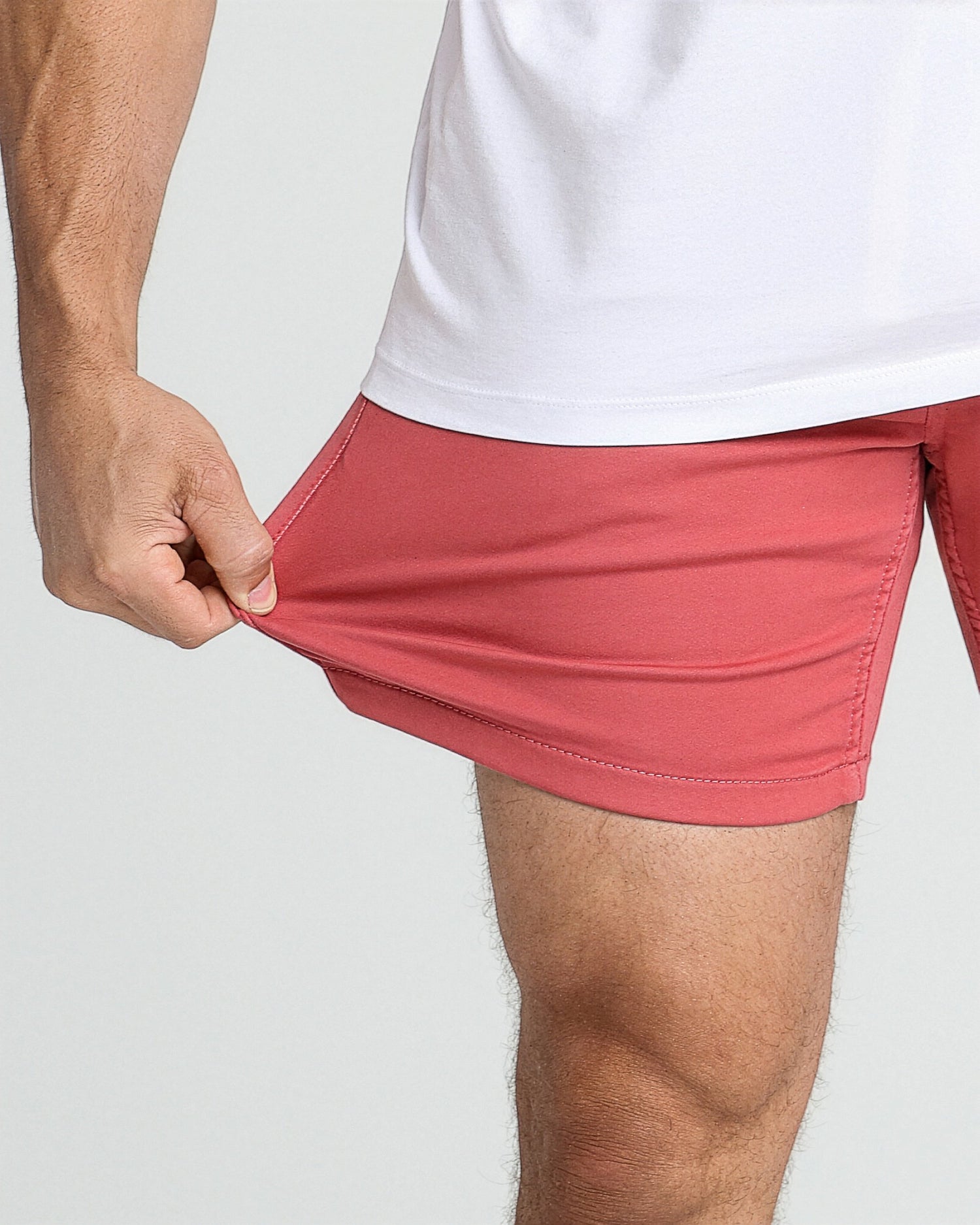 Everyday Comfort Shorts (Slim Fit) / Nantucket Red