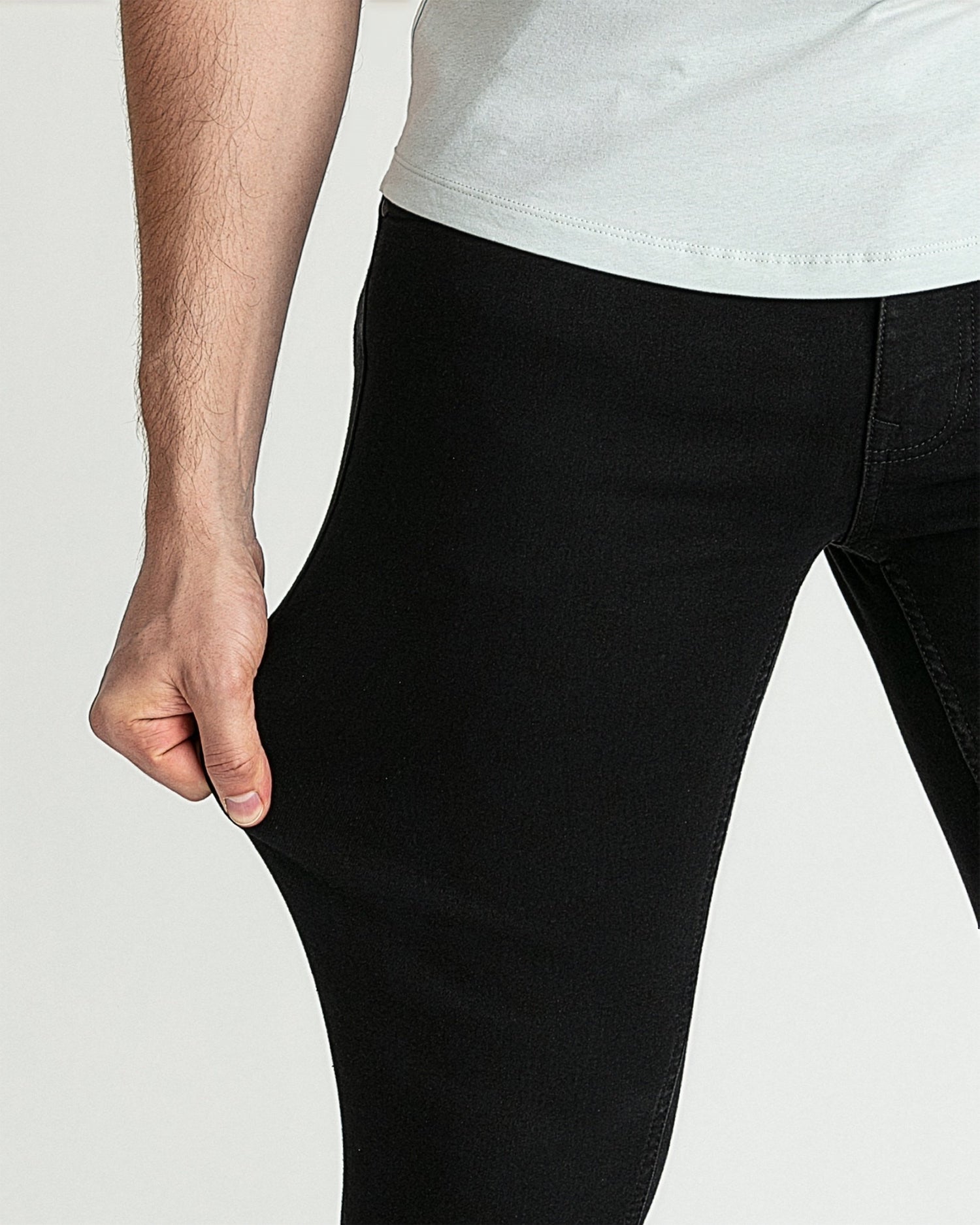 Skinny Fit Jeans / Bandit - Black | The Perfect Jean Skinny Fit Jeans / Bandit - Black | The Perfect Jean