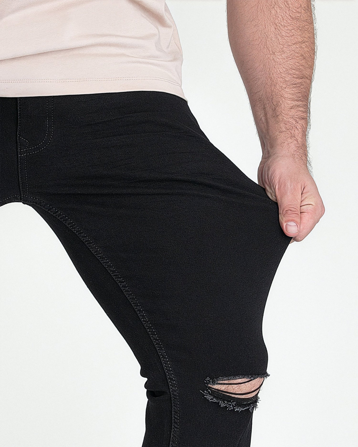 Slim Fit / Slash (Ripped Black)