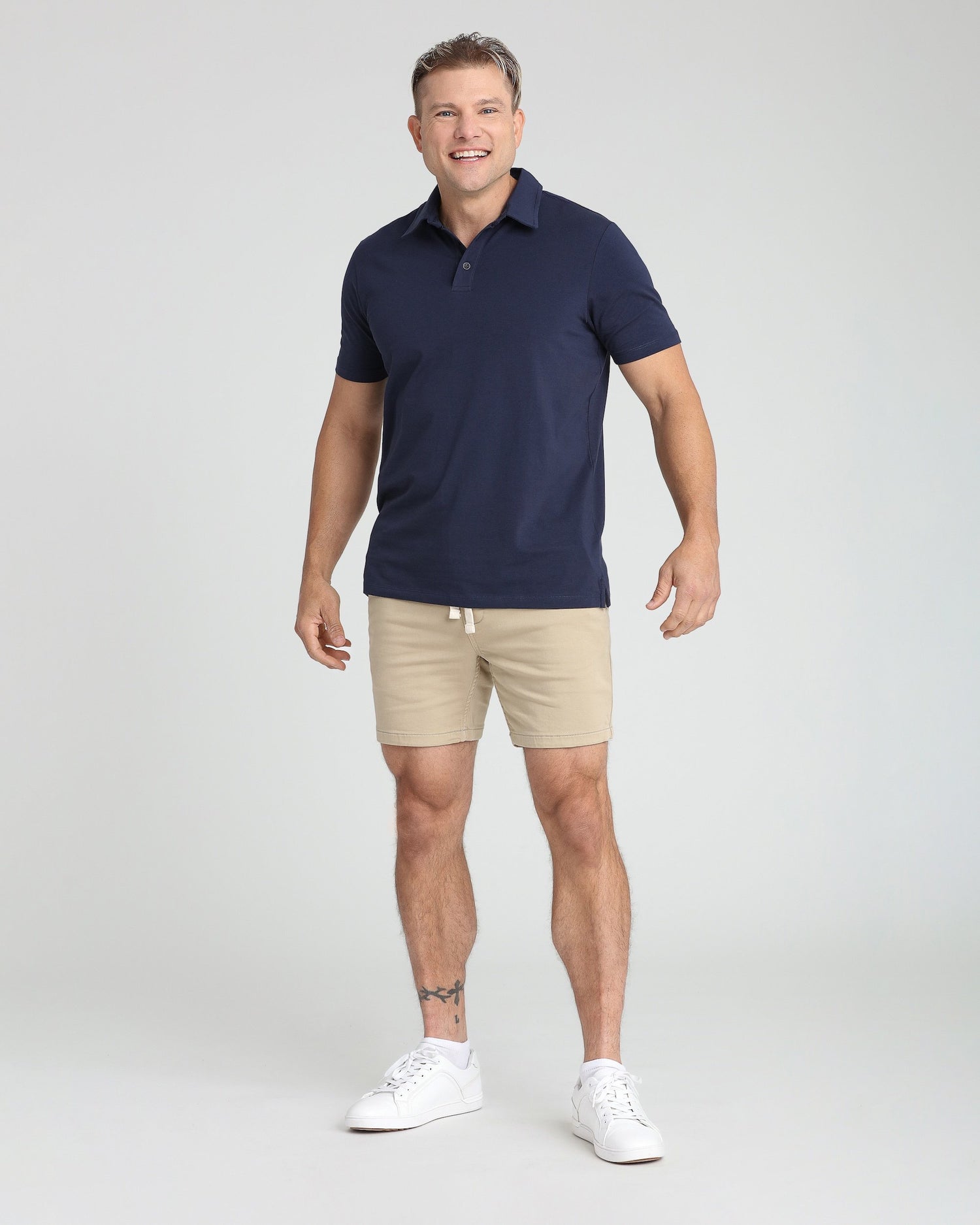 Everyday Comfort Shorts (Slim Fit) / Light Khaki