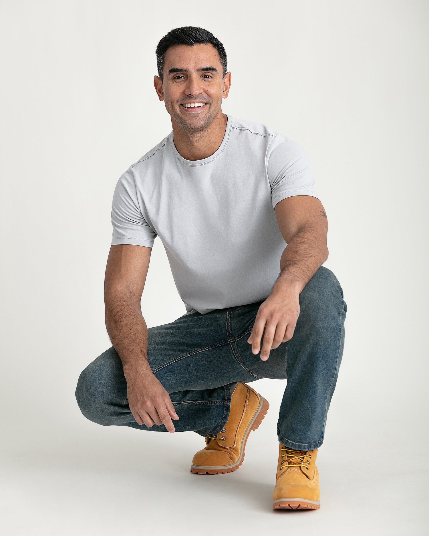 Organic Crew Neck T-Shirt / Light Grey