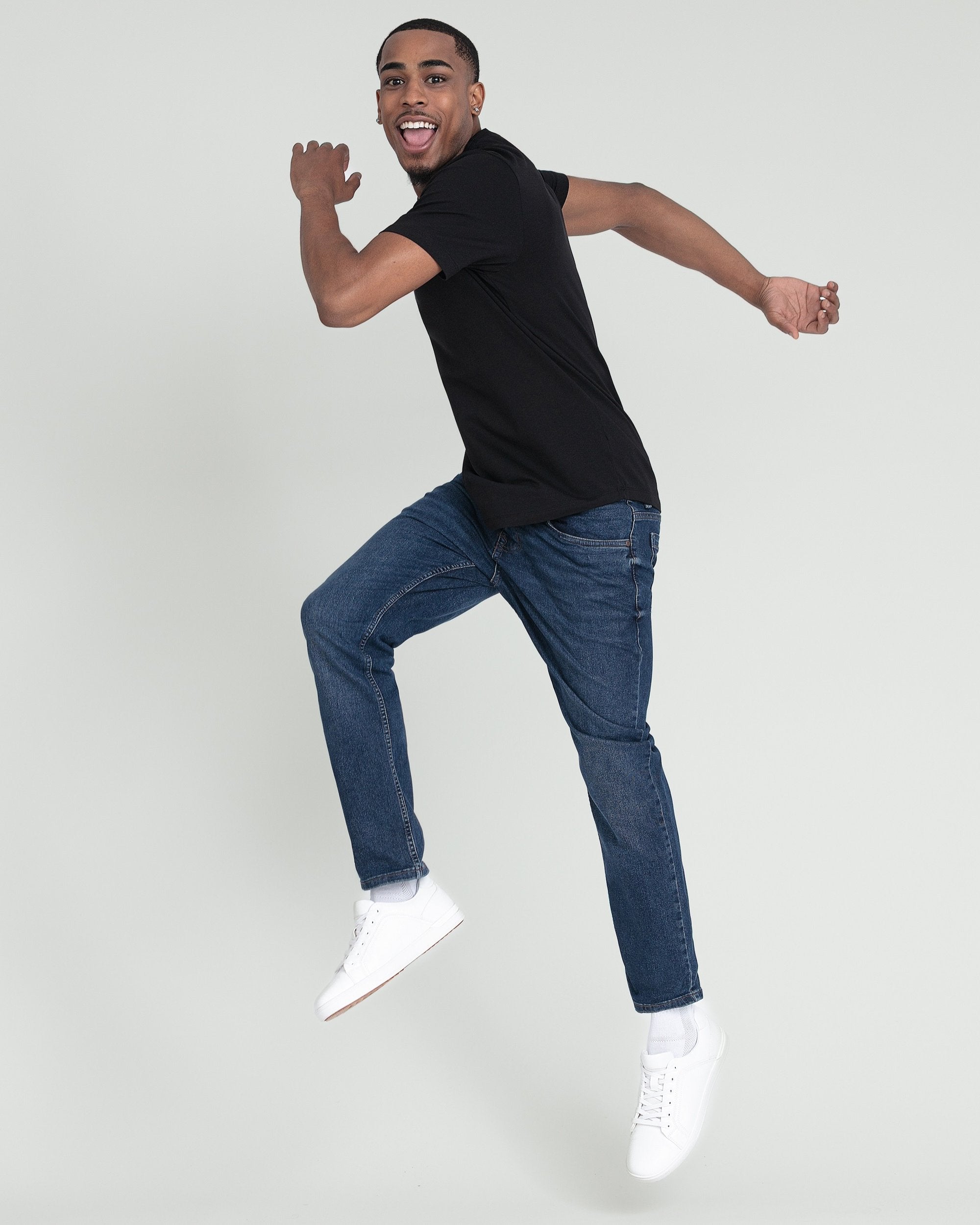 Organic Crew Neck T-Shirt 6 Pack / Black | The Perfect Jean