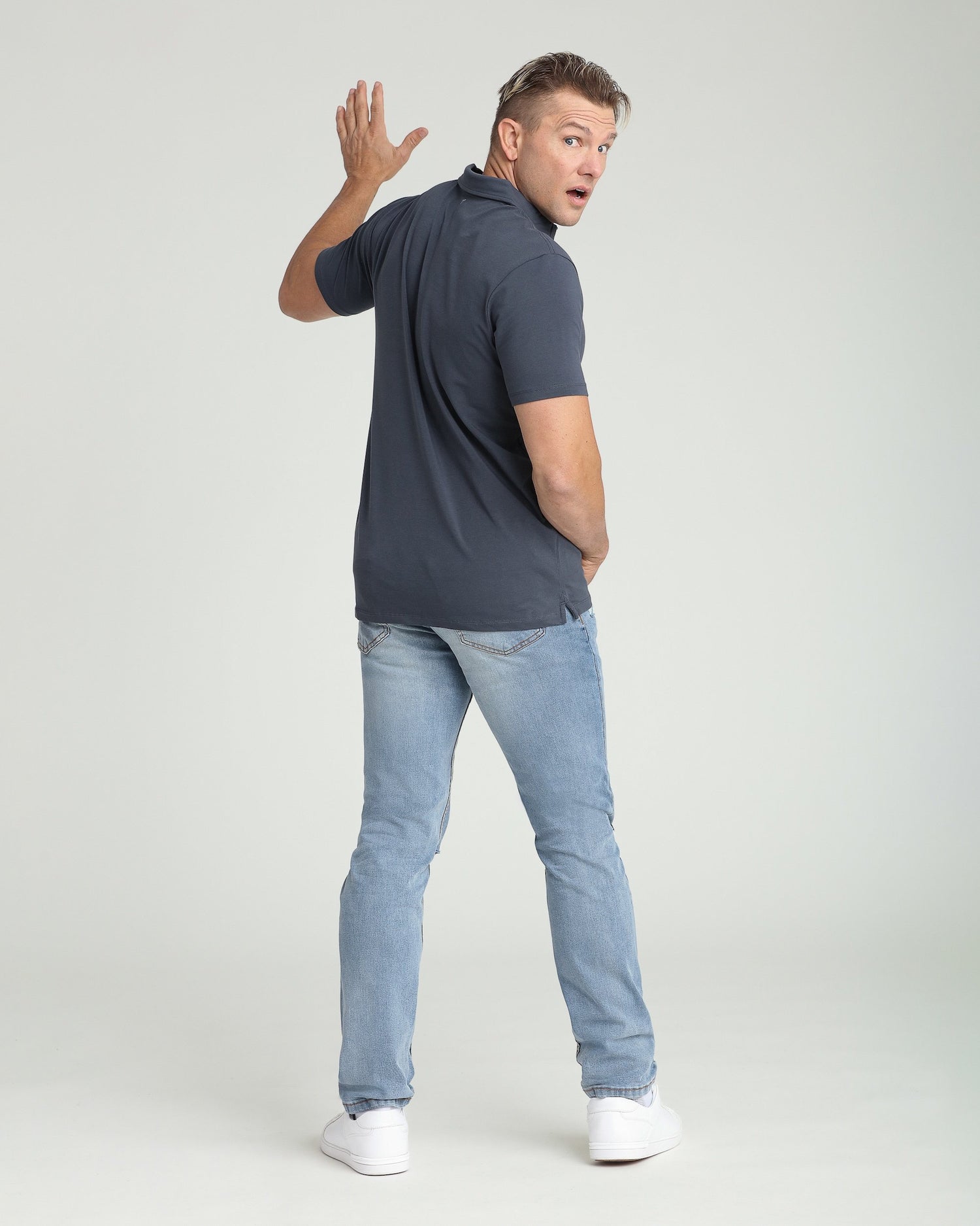 Athletic Fit / Ice (Ripped - Light Tint)