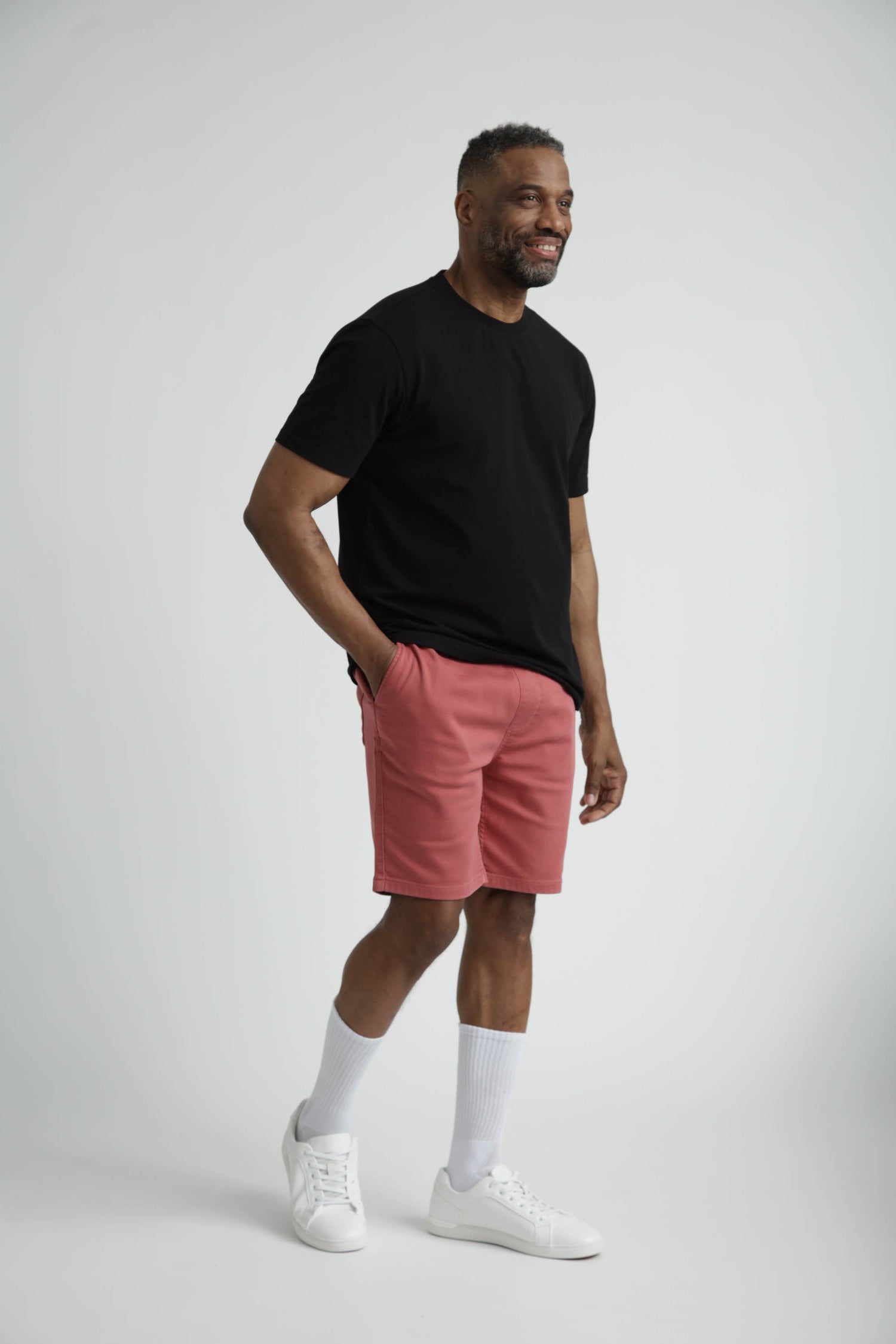 Everyday Comfort Shorts (Athletic Fit) / Nantucket Red