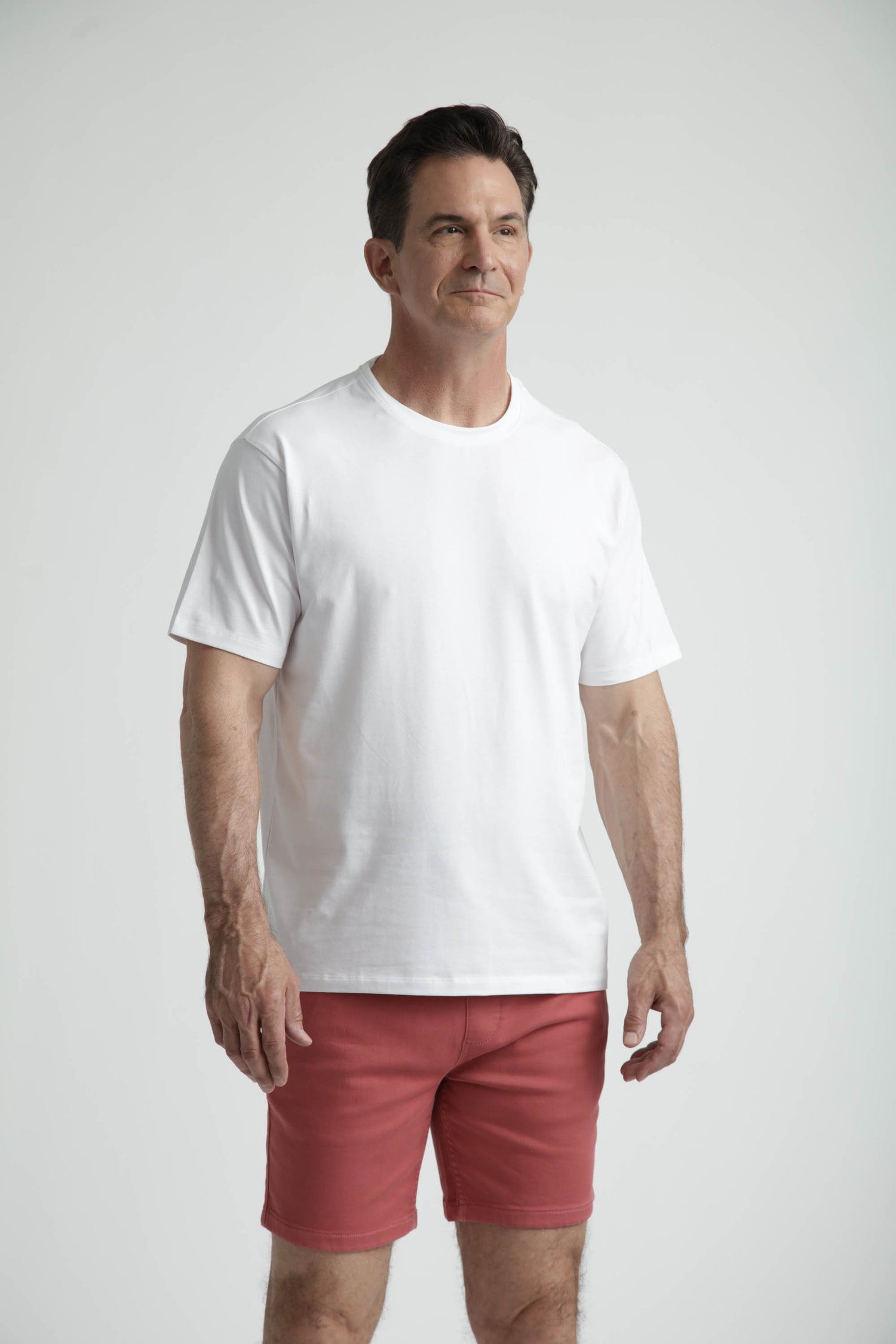 Everyday Comfort Shorts (Slim Fit) / Nantucket Red