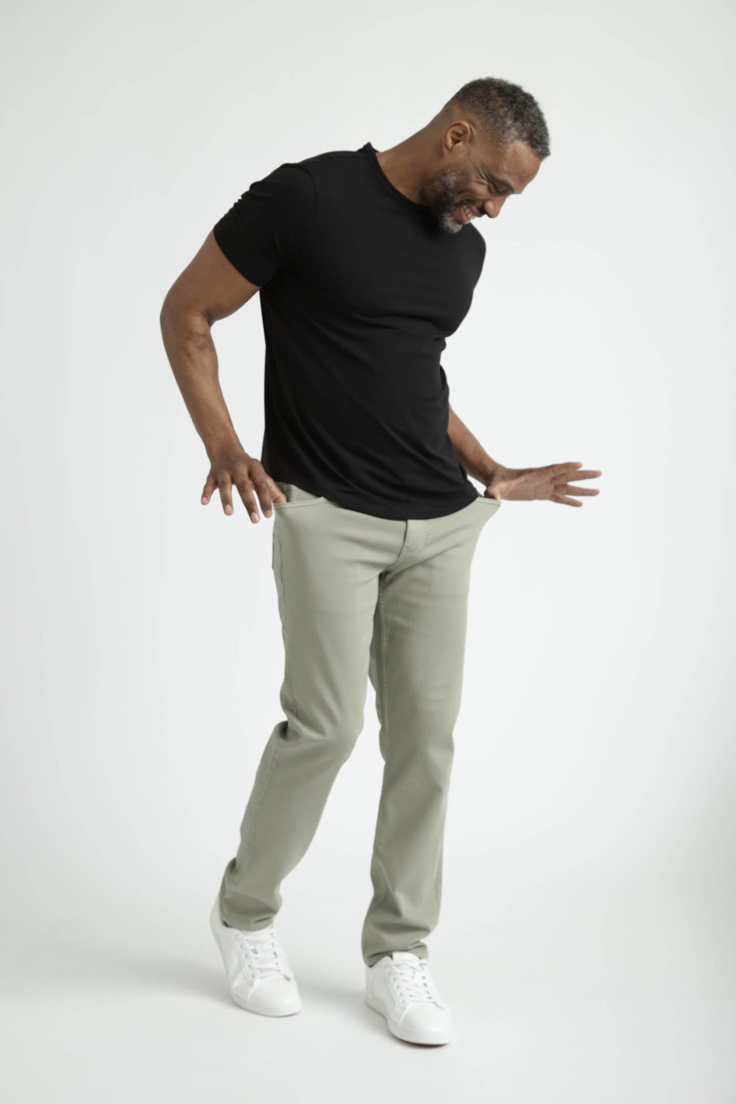 Athletic Fit / Denkhaki™ Sage (Light Green)