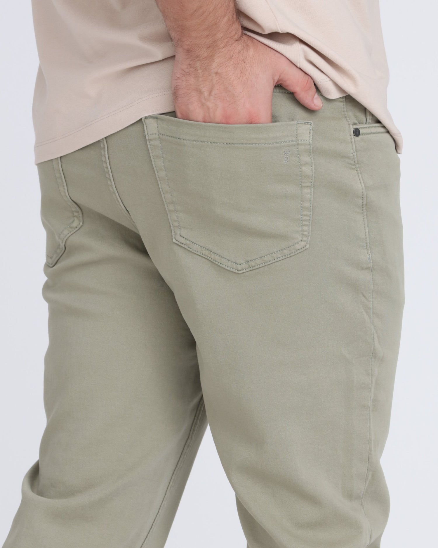 Slim Thick Fit / Denkhaki™ Sage (Light Green)