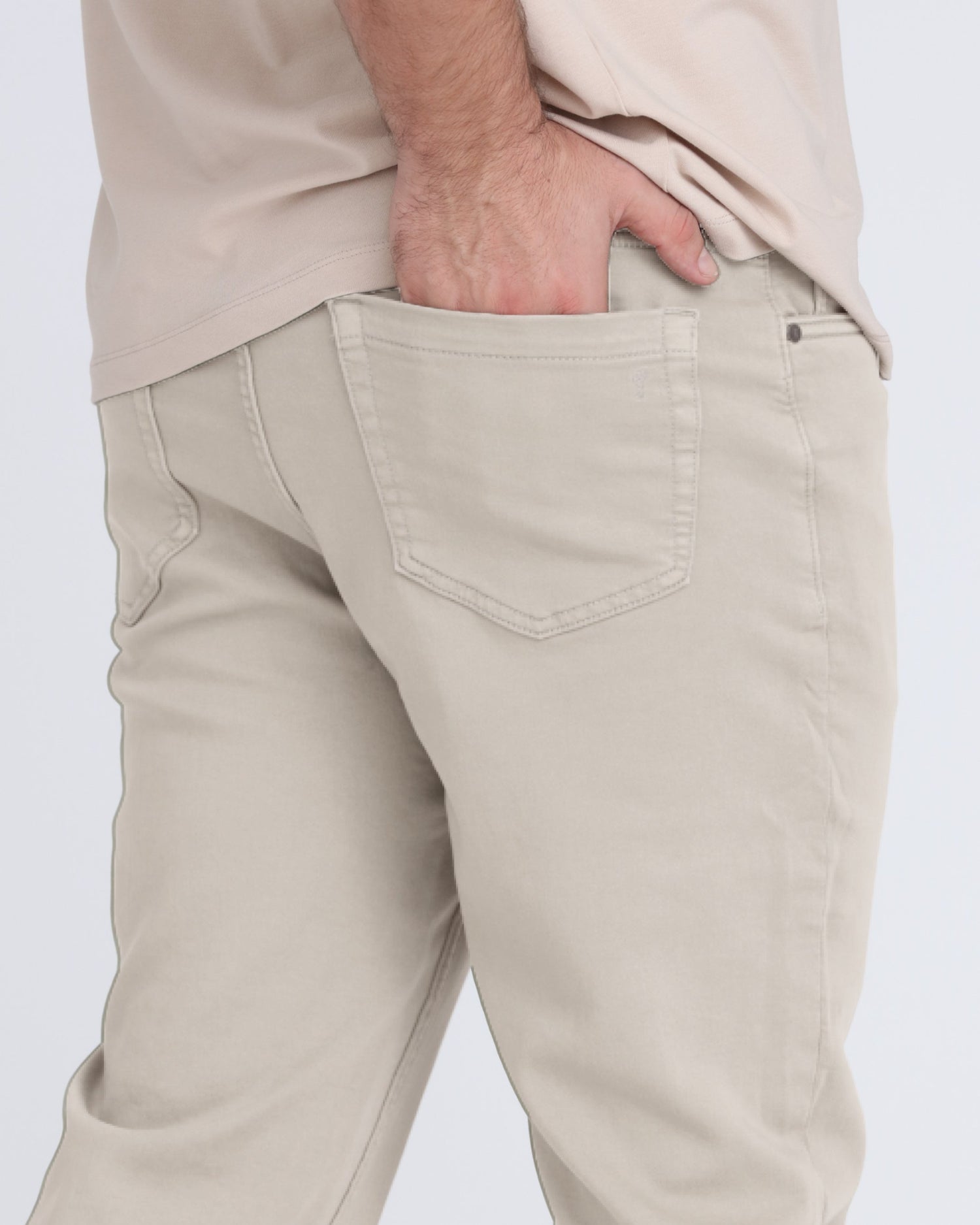 Slim Fit / Denkhaki™ Smoke (Light Grey)
