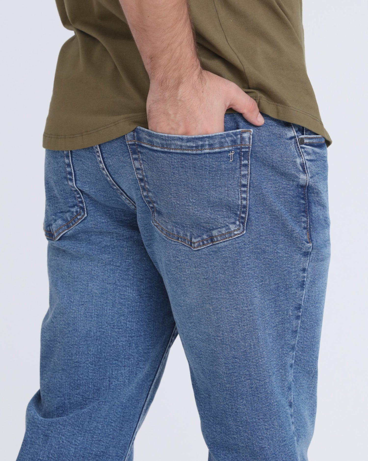 Skinny Fit / Stream  (Med Blue)