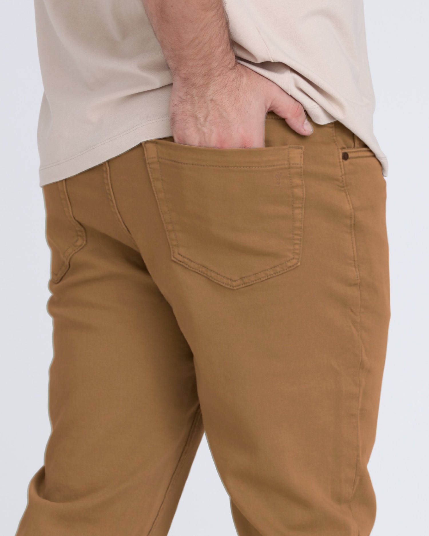 Slim Thick Fit / Denkhaki™ Tobacco (Brown)